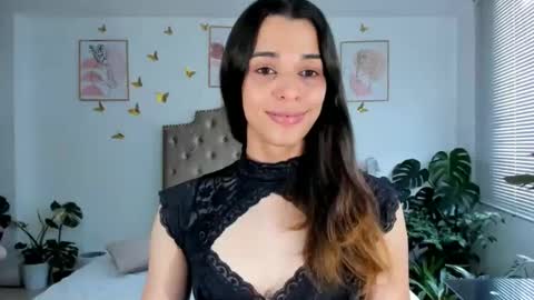 Anabella online show from April 2026 06:12:02 PM