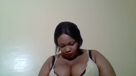 Angie online show from November 2025 11:07:02 PM