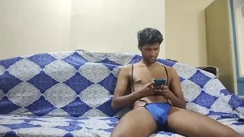 Snapshot of angryagent198 chatting on May 2026 12:30:01 AM Tutu22 online show from May 2026 12:30:01 AM