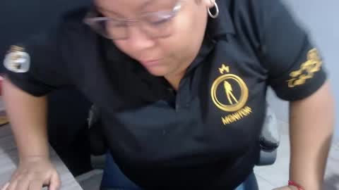 Snapshot of angy_ro12 chatting on April 2026 12:58:02 PM angy online show from April 2026 12:58:02 PM