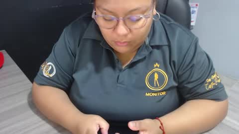 Snapshot of angy_ro12 chatting on May 2026 12:04:02 PM angy online show from May 2026 12:04:02 PM