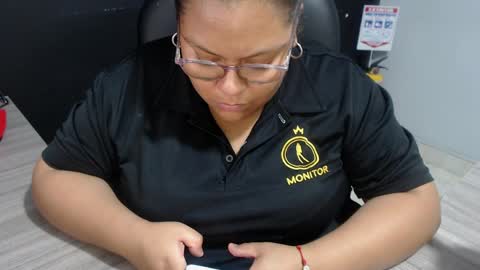Snapshot of angy_ro12 chatting on May 2026 01:56:01 AM angy online show from May 2026 01:56:01 AM