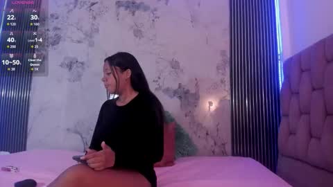 Snapshot of angye_harmony chatting on January 2026 12:10:02 PM Angie online show from January 2026 12:10:02 PM
