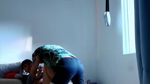 Anika And Lowen Your Thumbs Up Are Super Important For Us  online show from January 2025 09:29:02 PM