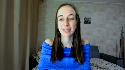 Snapshot of anikabloom chatting on April 2026 05:32:02 PM anikabloom online show from April 2026 05:32:02 PM