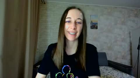 Snapshot of anikabloom chatting on May 2026 11:35:02 PM anikabloom online show from May 2026 11:35:02 PM