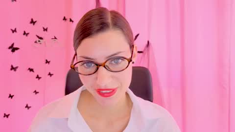 Anni online show from November 2025 06:56:02 AM