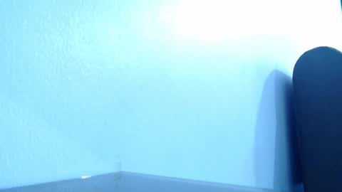 ana independent model online show from February 2025 07:07:02 AM