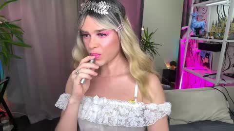 anjalin_sososok online show from May 2026 08:31:01 AM