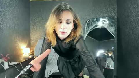 Snapshot of anjella_botton chatting on June 2026 06:12:01 PM Angel online show from June 2026 06:12:01 PM