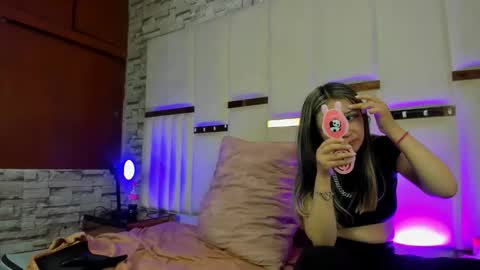 ANGEL AND TEFY online show from December 2025 05:33:02 PM