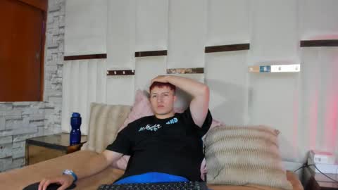 ANGEL AND TEFY online show from February 2026 03:57:01 PM