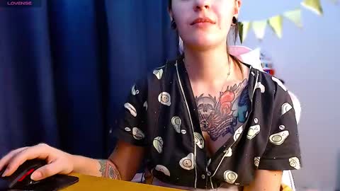 Ann online show from March 2025 06:21:02 PM