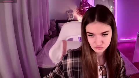 Snapshot of ann_woood chatting on March 2026 07:25:02 AM ann_woood online show from March 2026 07:25:02 AM