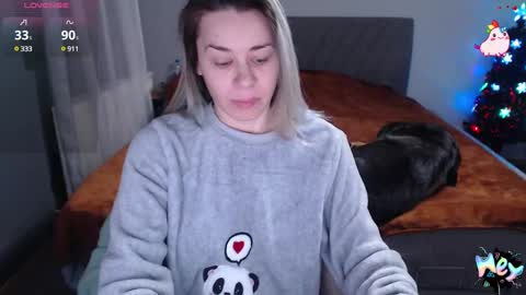 Snapshot of anna_ana chatting on December 2024 09:28:02 AM Anadirectgirl online show from December 2024 09:28:02 AM