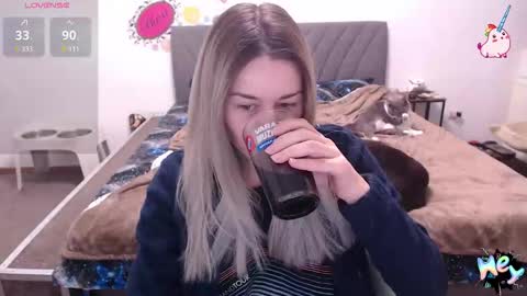 Anadirectgirl online show from January 2026 06:13:02 PM