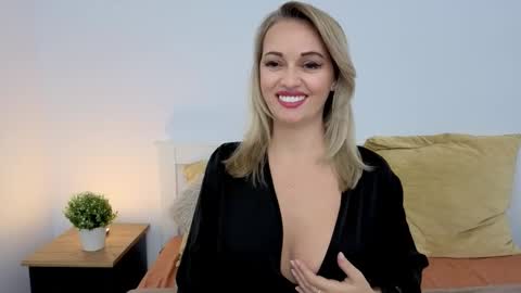 Anastasia online show from November 2025 11:40:02 PM