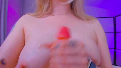 Snapshot of anna_lure chatting on February 2025 04:29:01 AM anna_lure online show from February 2025 04:29:01 AM