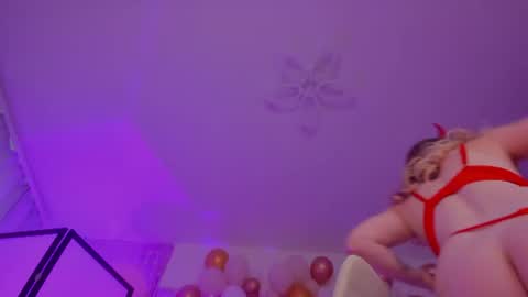 Snapshot of anna_lure chatting on June 2026 02:44:02 AM anna_lure online show from June 2026 02:44:02 AM