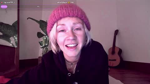 Anna Safra online show from December 2024 10:28:02 PM