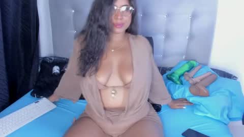 Snapshot of anna_sex_m chatting on July 2026 04:15:02 AM anna_sex_m online show from July 2026 04:15:02 AM