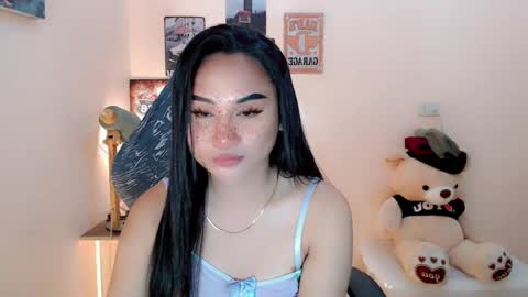 Snapshot of anna_thompsonxx chatting on December 2024 10:25:02 PM SWEET ANNA online show from December 2024 10:25:02 PM