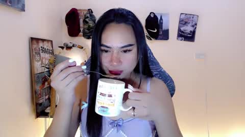 Snapshot of anna_thompsonxx chatting on February 2025 08:41:01 PM SWEET ANNA online show from February 2025 08:41:01 PM