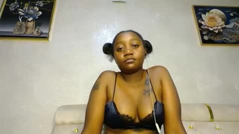 Annabel online show from February 2025 07:59:02 PM