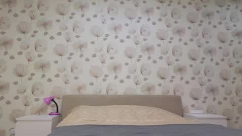 annabel_themoon online show from September 2025 03:00:01 AM