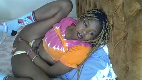 Snapshot of annabellapretty chatting on November 2025 08:41:02 PM annabellapretty online show from November 2025 08:41:02 PM