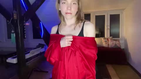 Anna Darko online show from May 2026 08:58:02 PM