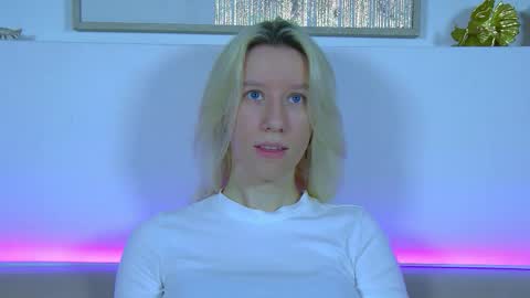 Anna online show from November 2025 06:36:02 AM