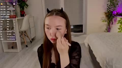 Snapshot of annamarie_foryou chatting on June 2026 07:20:01 PM Holly Molly Im Polly online show from June 2026 07:20:01 PM