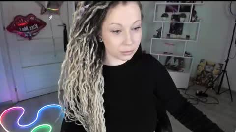 Anna online show from February 2026 07:13:02 PM