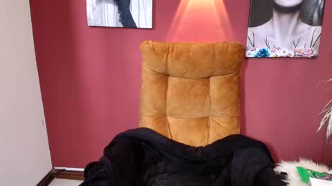   Anna  online show from March 2025 03:37:02 PM