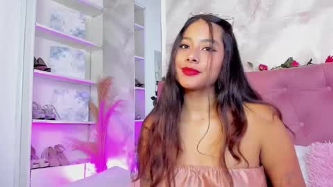 Anna online show from October 2025 04:20:02 PM