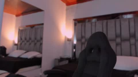 Annara Lein online show from November 2025 11:37:01 PM