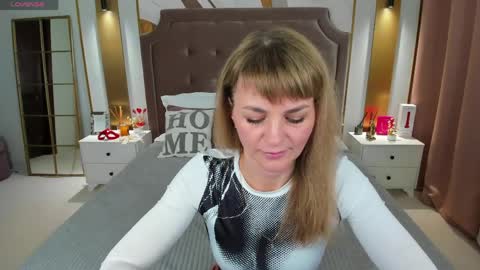 Anna online show from April 2026 12:55:01 AM