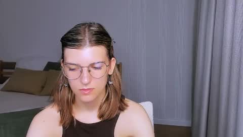 Snapshot of annathorne chatting on May 2026 04:41:01 AM Im Anna online show from May 2026 04:41:01 AM