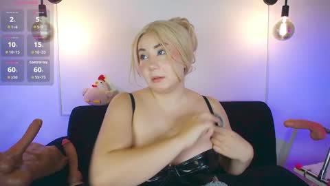 Snapshot of annays_love chatting on May 2026 05:59:02 AM dani online show from May 2026 05:59:02 AM
