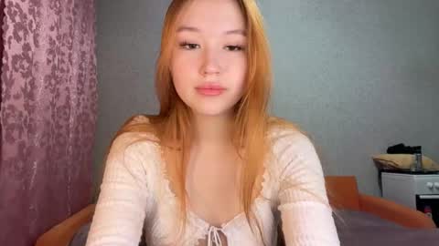 anne_blossomm online show from February 2026 04:29:01 PM