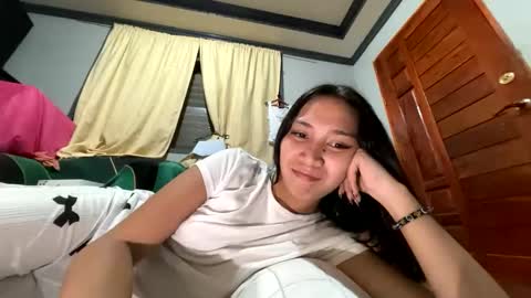 anne_chanelx online show from April 2026 05:25:02 PM