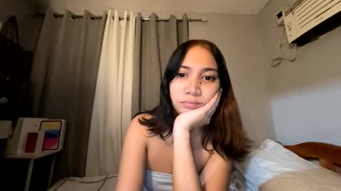 anne_chanelx online show from April 2026 09:42:02 PM