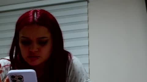 Snapshot of anne_julienne chatting on February 2026 02:12:02 AM online show from February 2026 02:12:02 AM