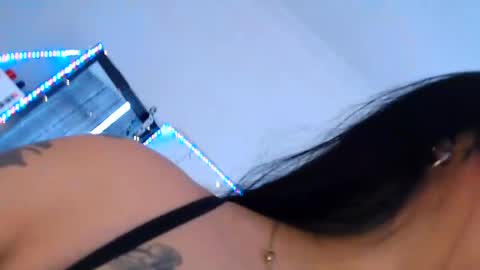 Snapshot of anne_lennon_ chatting on July 2026 06:10:01 PM Anne online show from July 2026 06:10:01 PM