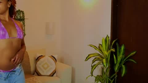 anne_rachel online show from May 2026 04:48:02 PM