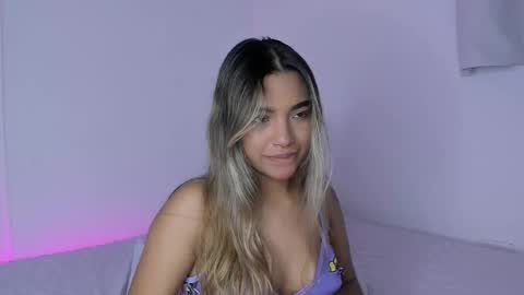 Anne online show from October 2025 04:27:01 AM