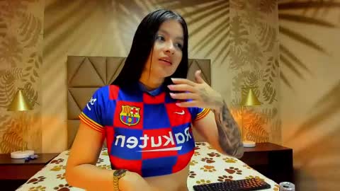 Snapshot of annedixie chatting on May 2026 03:11:02 AM Anne online show from May 2026 03:11:02 AM