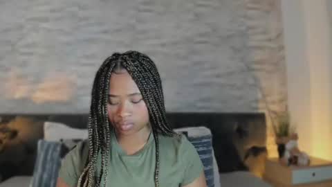 Snapshot of anneth__m chatting on June 2026 07:40:01 PM Anneth online show from June 2026 07:40:01 PM