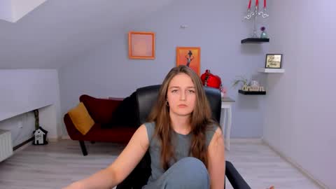 annewilsonn online show from February 2026 03:55:01 PM